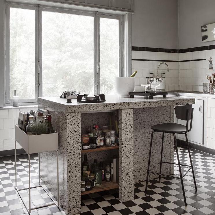 Herman Counter | Chaise